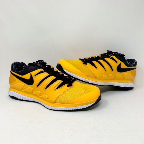 gold nike tennis shoes